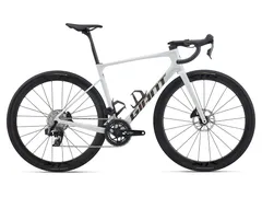 Foto Giant Defy Advanced Pro 1